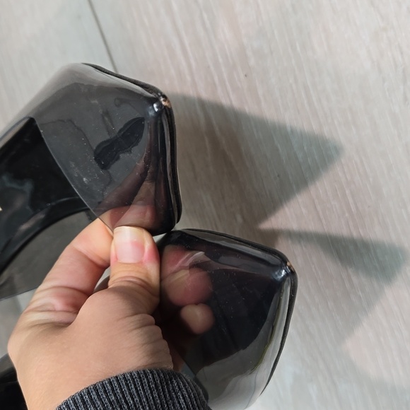 Good American Women "Like New" Cinderella Clear The Pointed toe heels shoes sz 9 - Picture 5 of 12